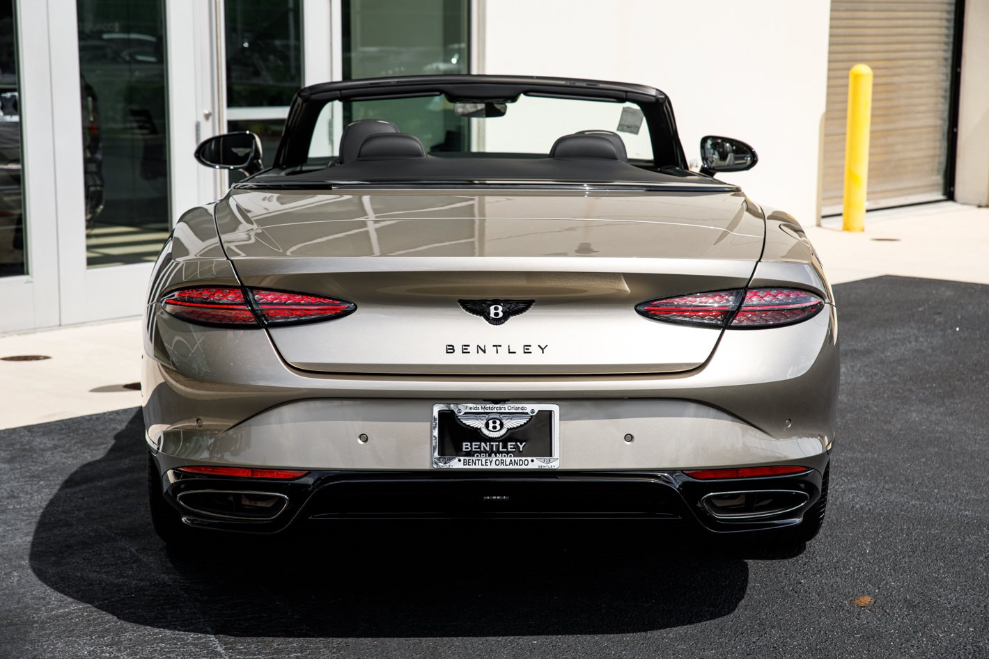 2026 Bentley Continental GTC - Photo 18