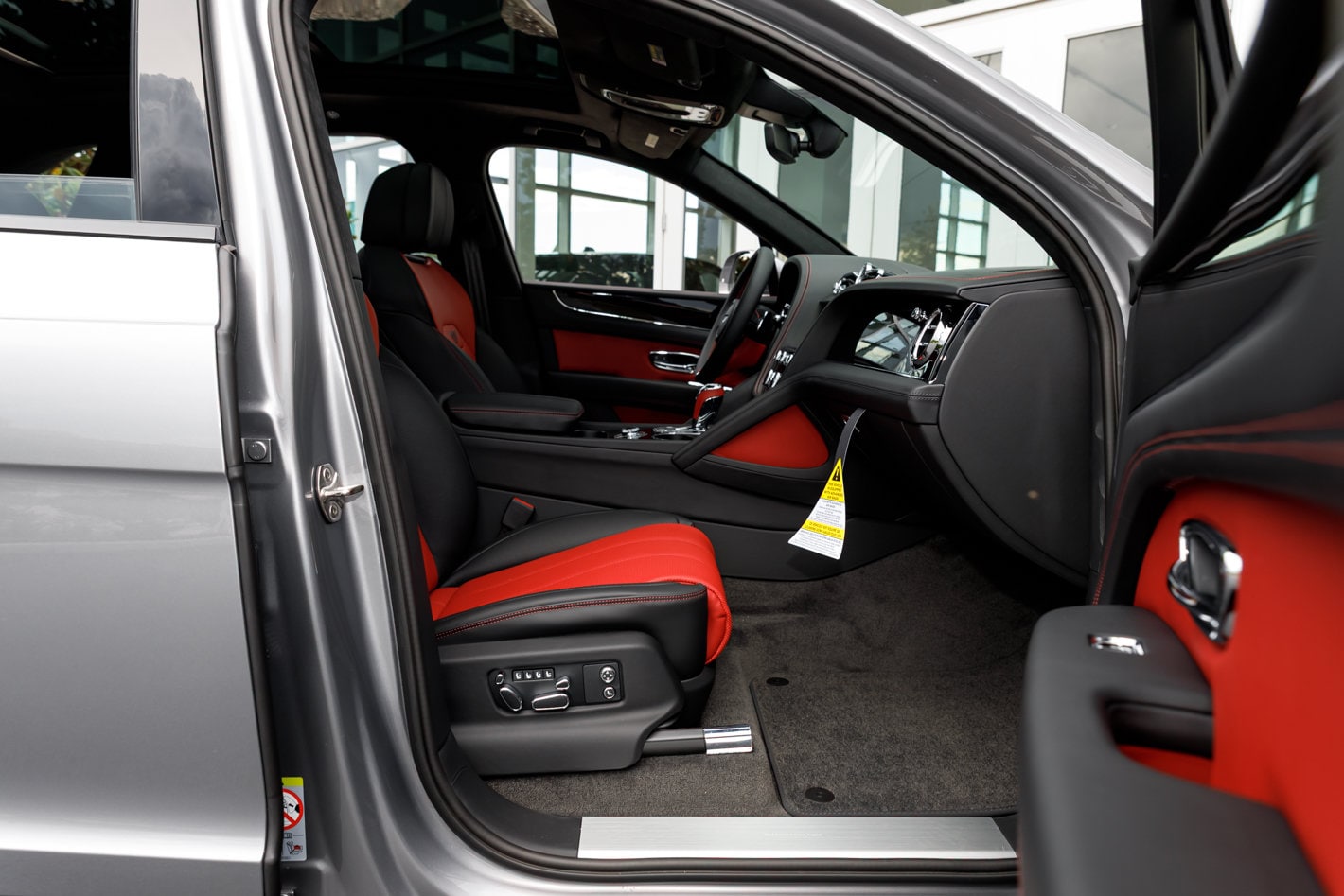 2026 Bentley Bentayga - Photo 41