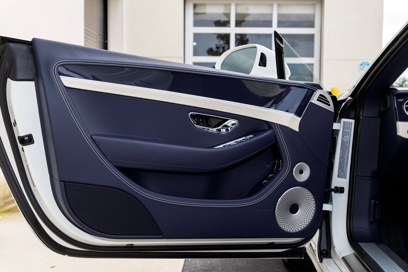 2026 Bentley Continental GTC - Photo 26