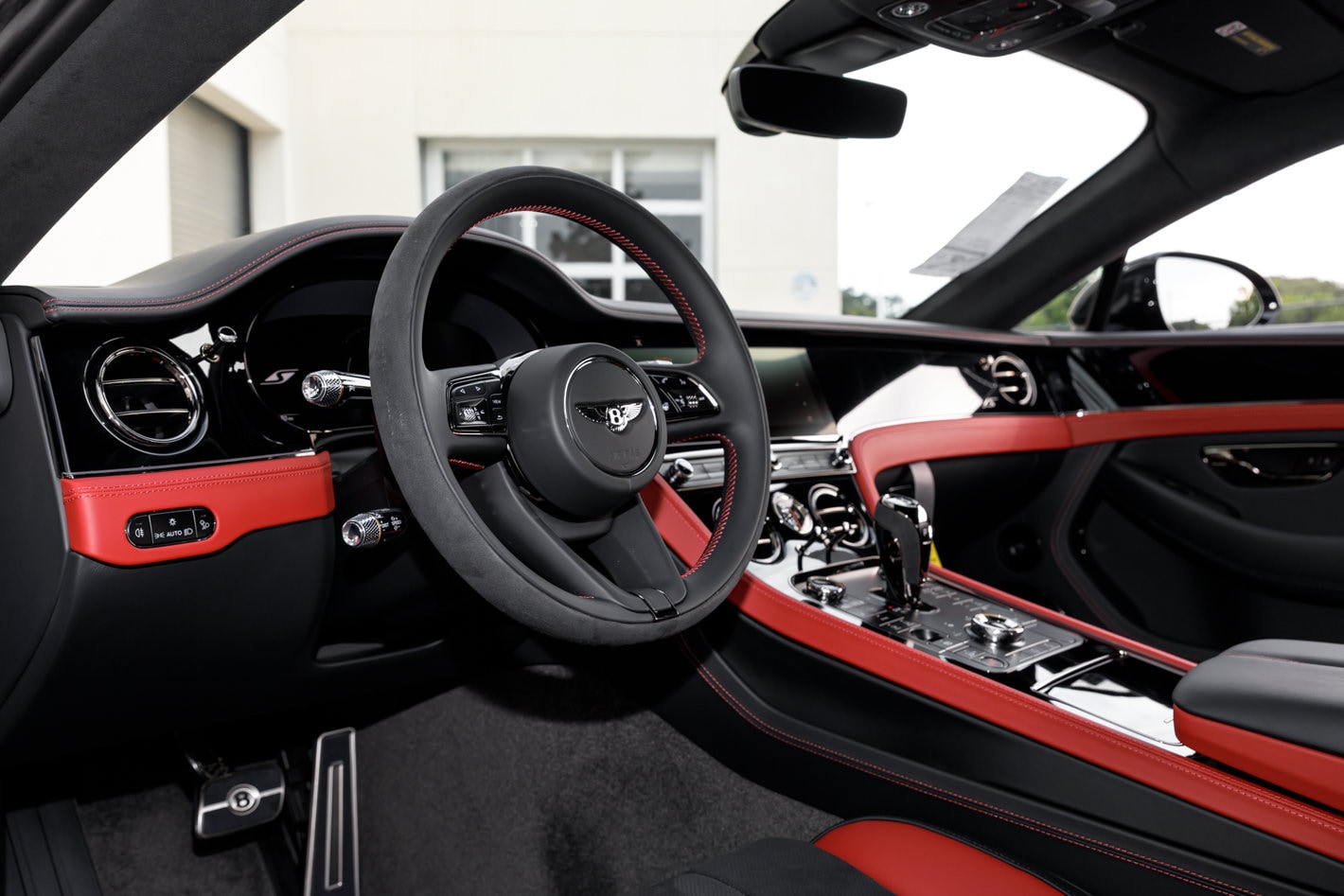 2026 Bentley Continental GT - Photo 32