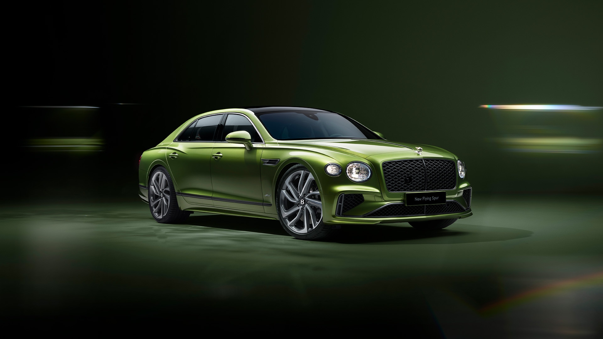 2025-bentley-flying-spur-new-green-pose.png