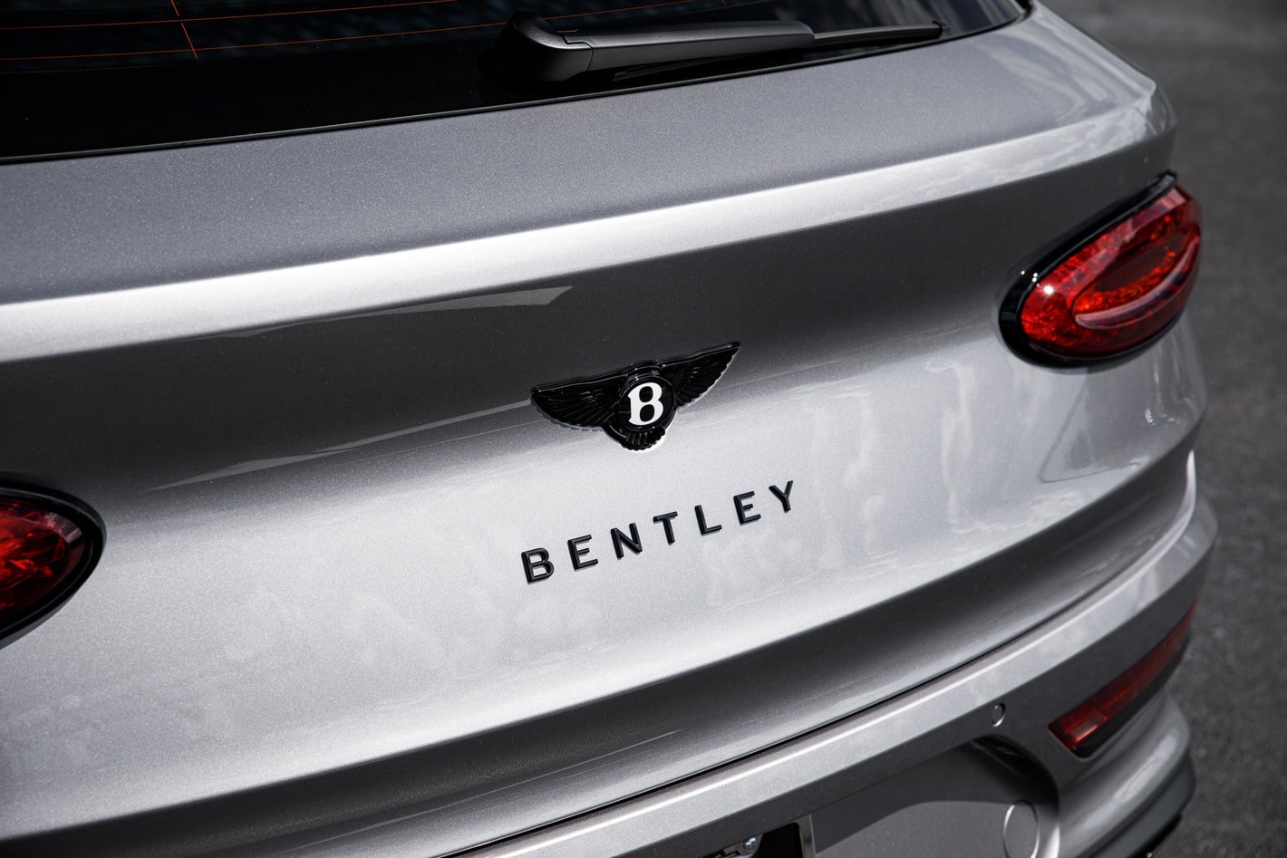 2026 Bentley Bentayga - Photo 14