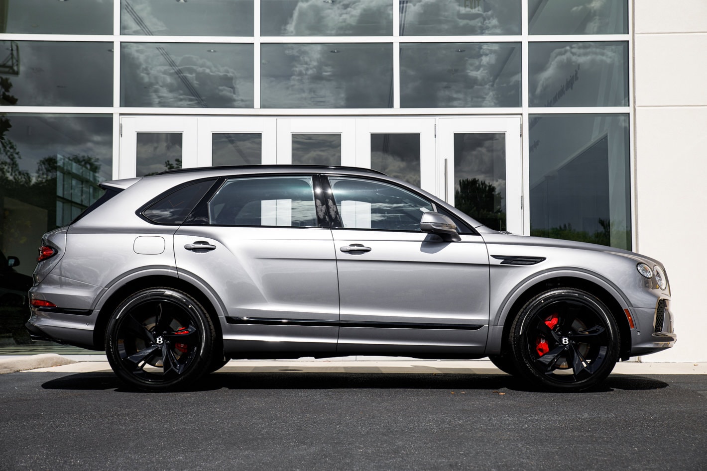 2026 Bentley Bentayga - Photo 20