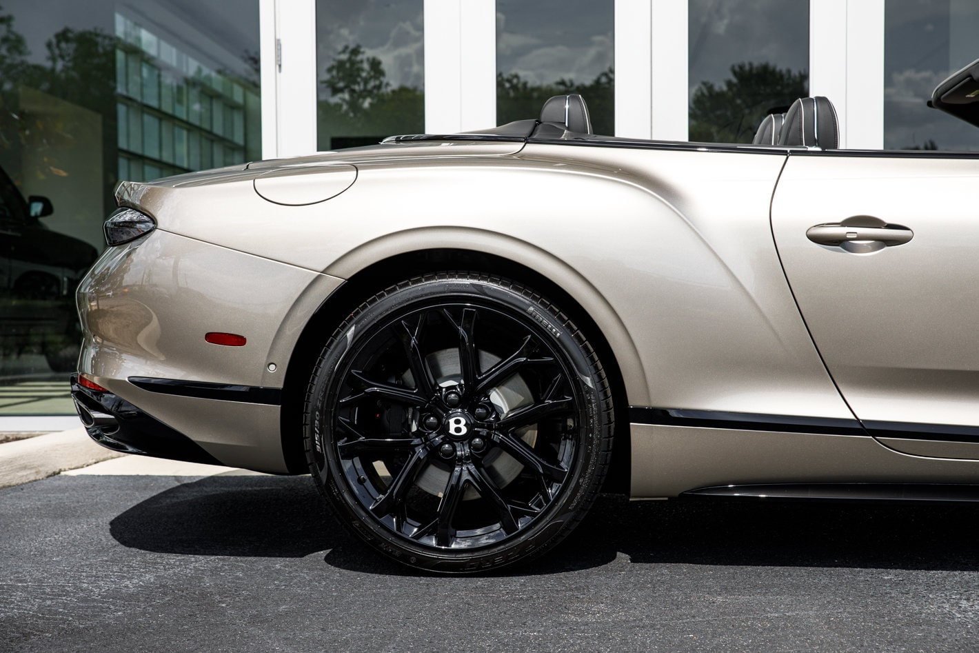 2026 Bentley Continental GTC - Photo 25