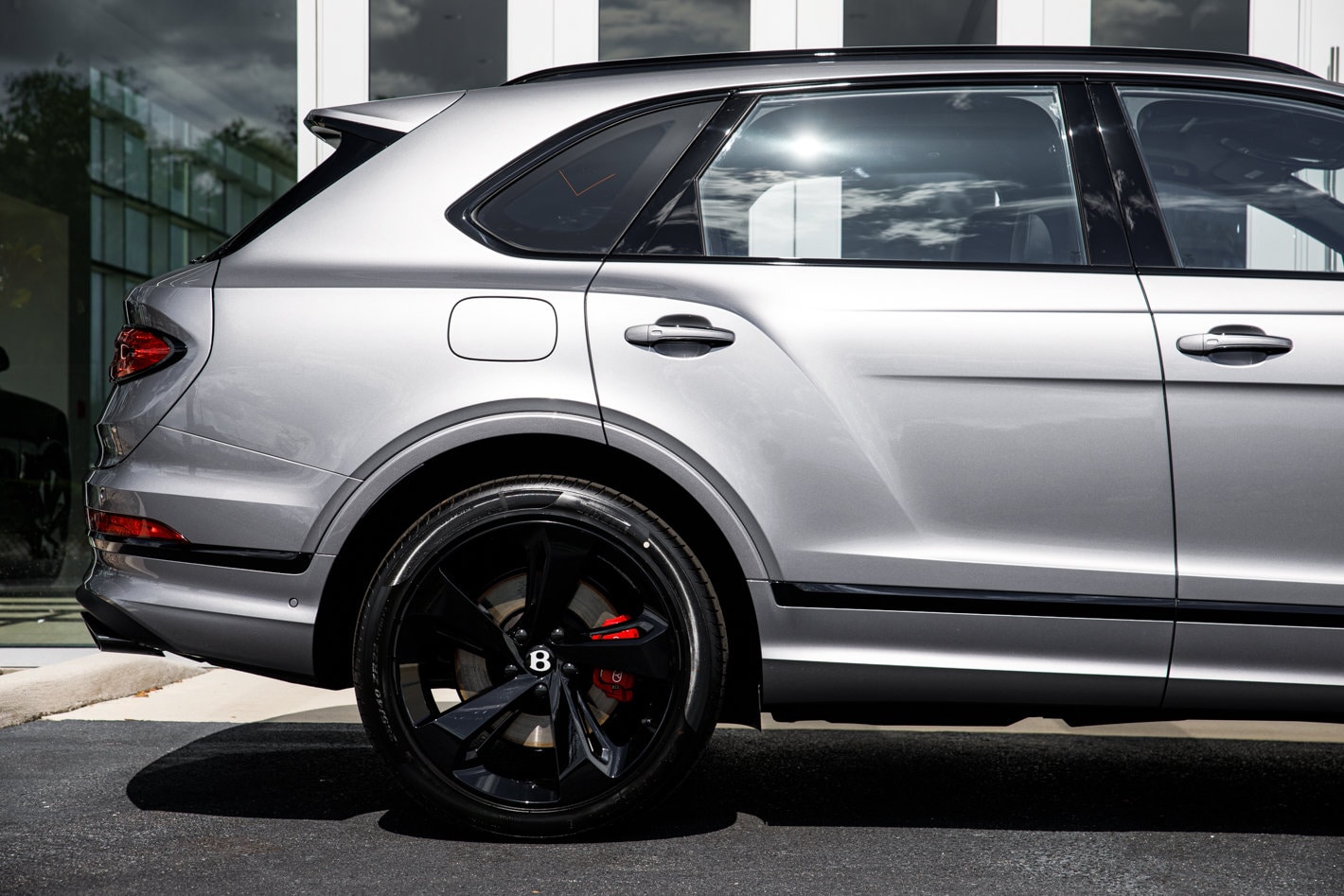 2026 Bentley Bentayga - Photo 22