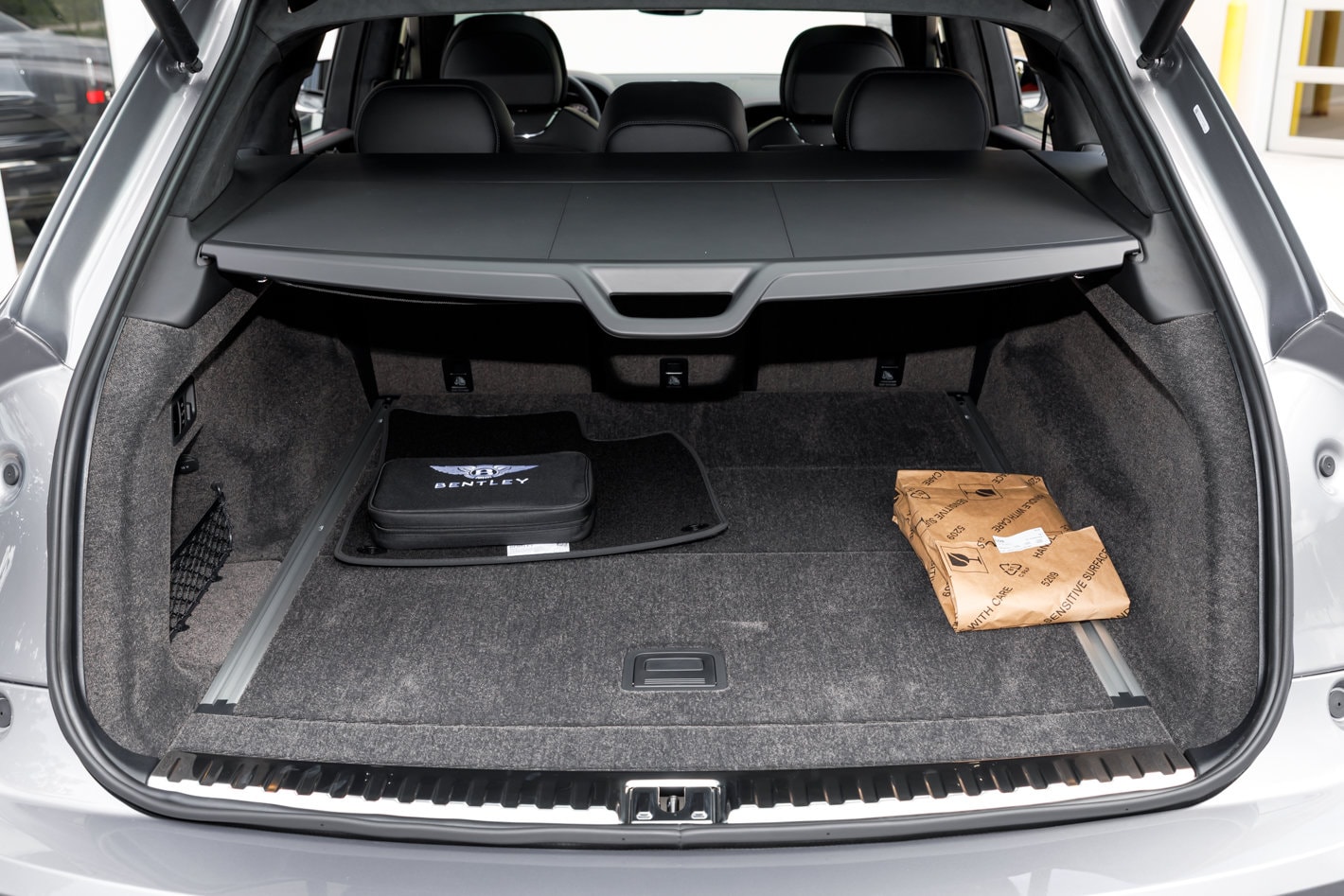 2026 Bentley Bentayga - Photo 44
