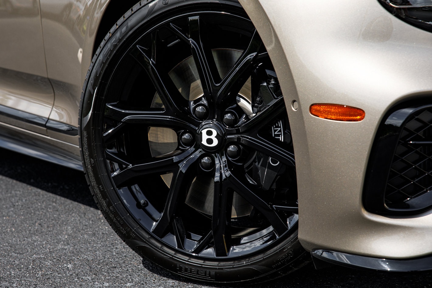 2026 Bentley Continental GTC - Photo 31