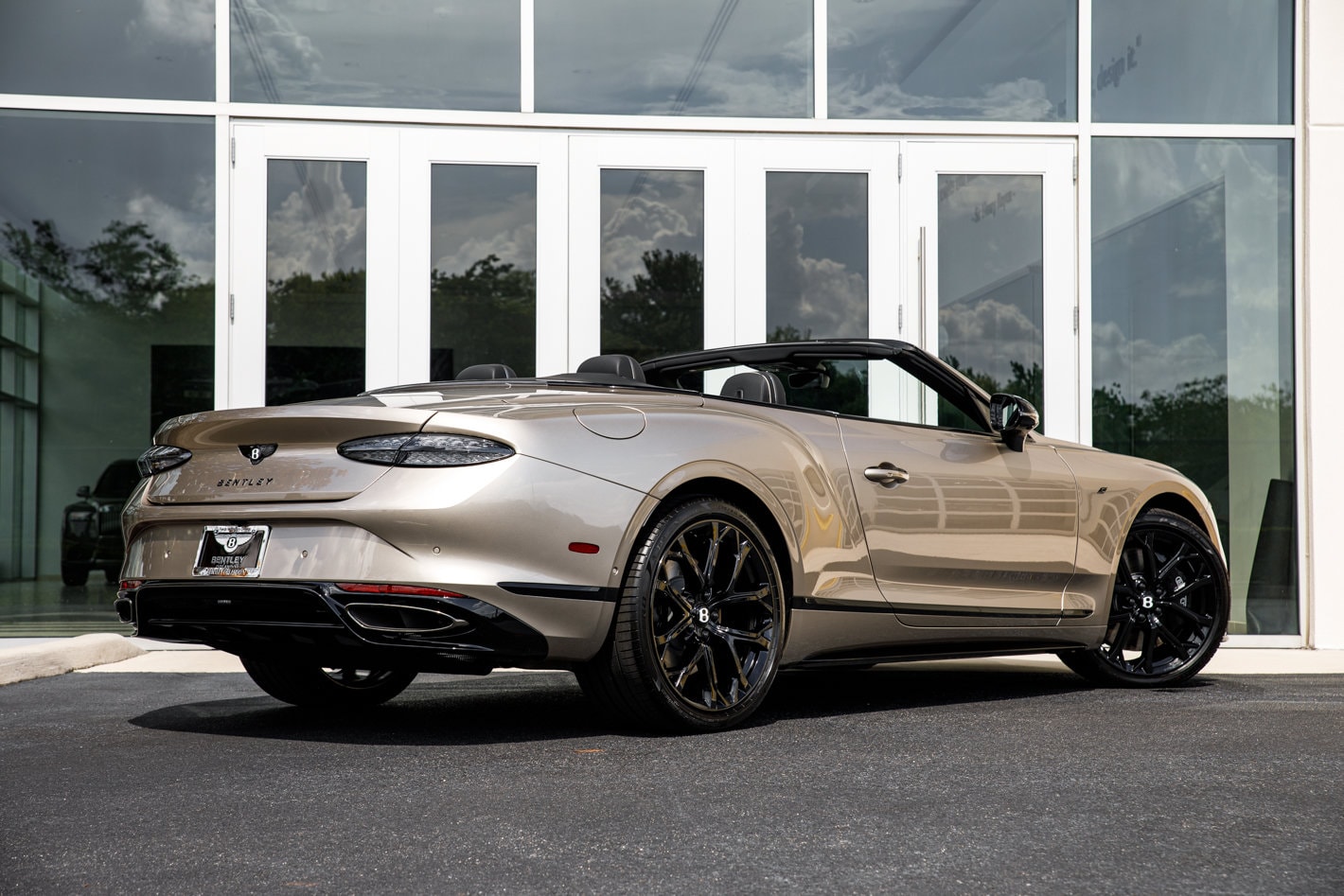 2026 Bentley Continental GTC - Photo 21