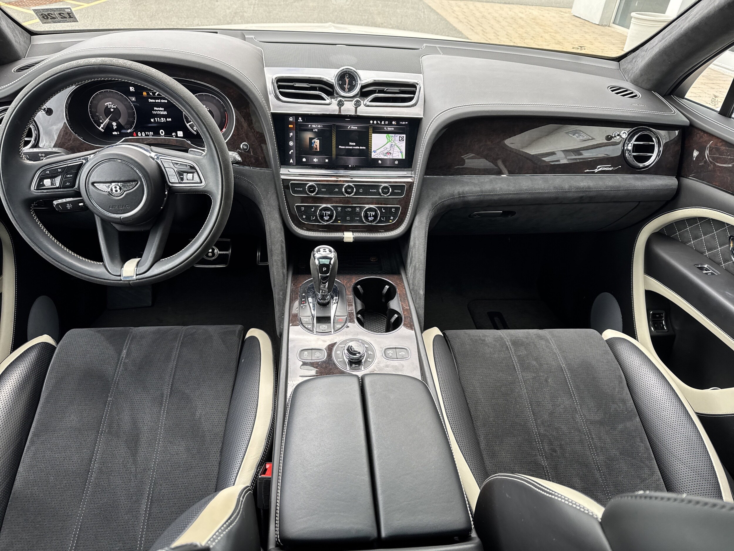 2022 Bentley Bentayga Speed photo 4