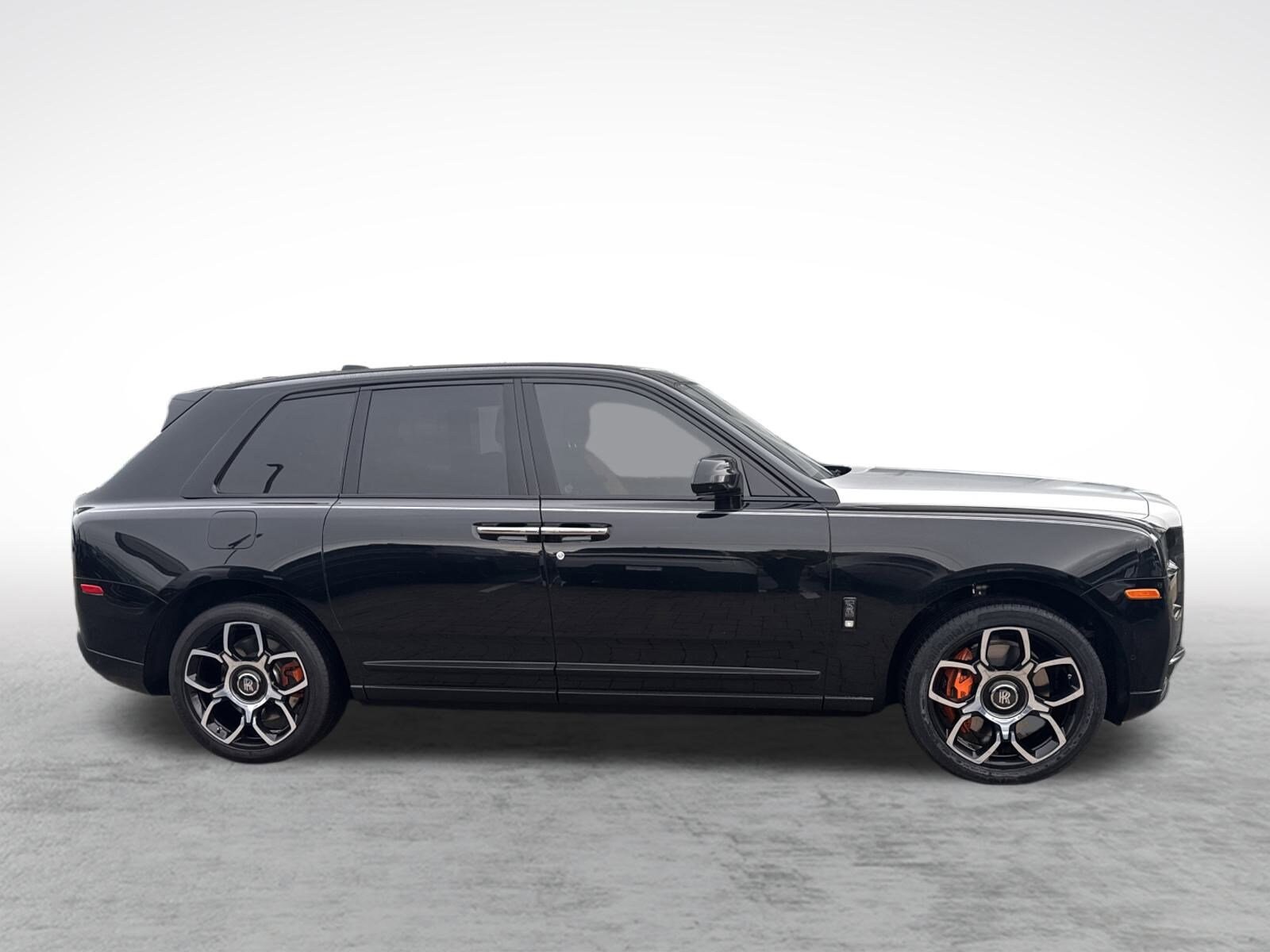2023 Rolls Royce Cullinan Black Badge photo 2