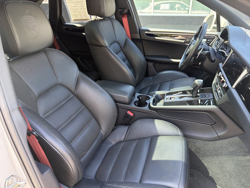 Used 2023 Porsche Macan S S AWD
