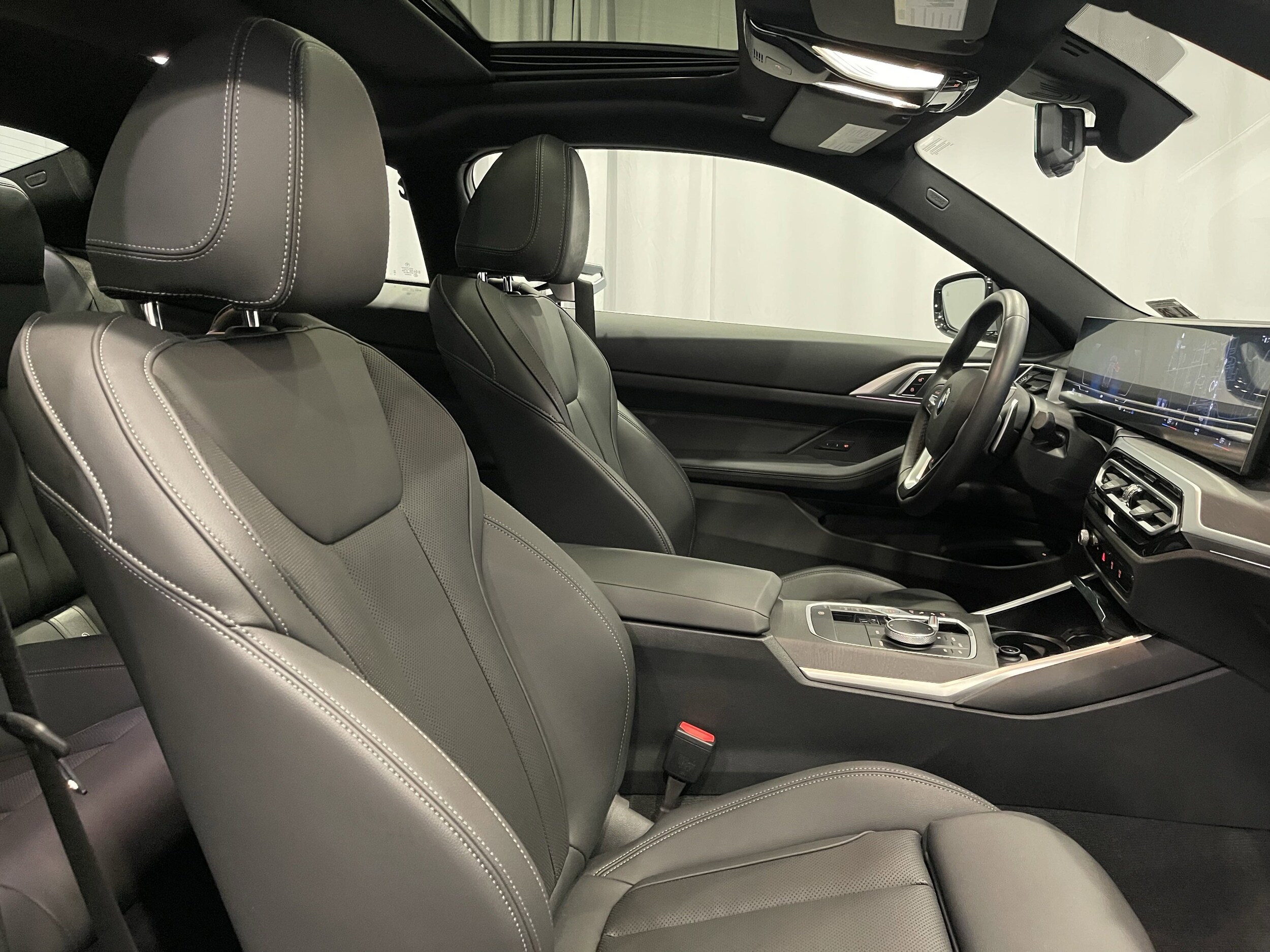 2024 Bmw 430i xDrive photo 2