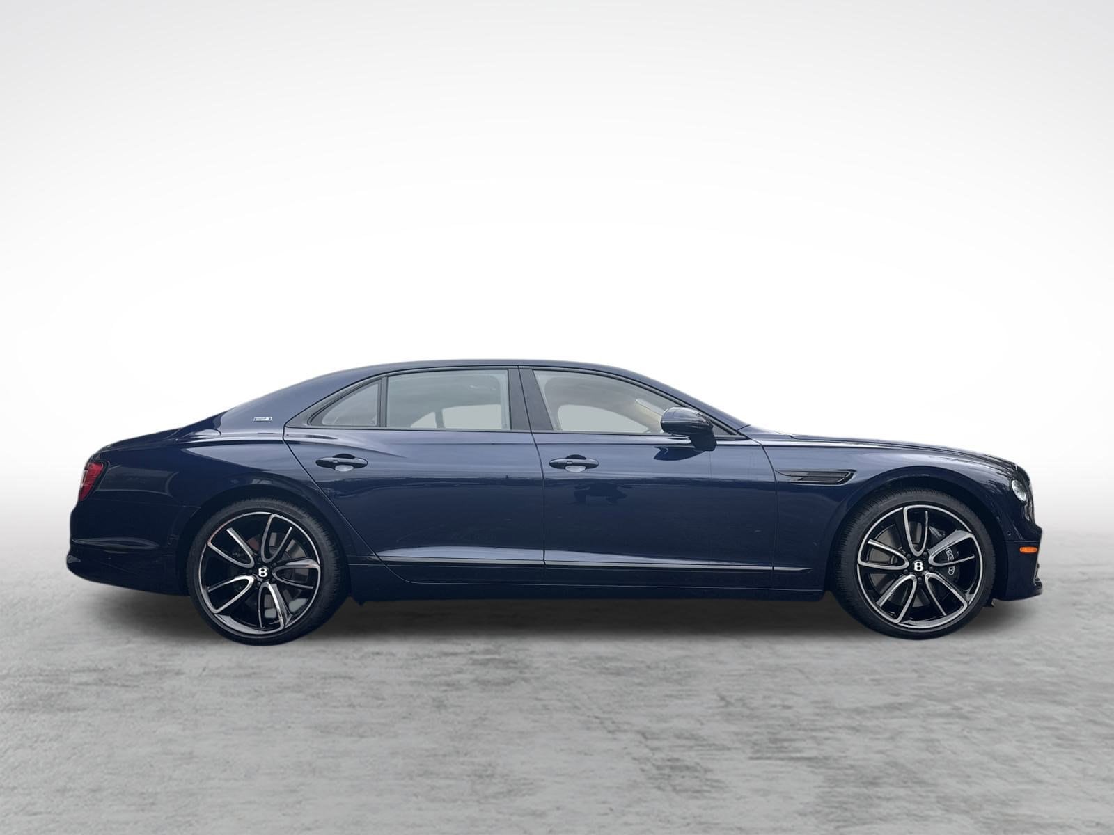 2024 Bentley Flying Spur - Photo 10