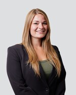 Staff member Allison Dougherty from ID_7a857e6329e7