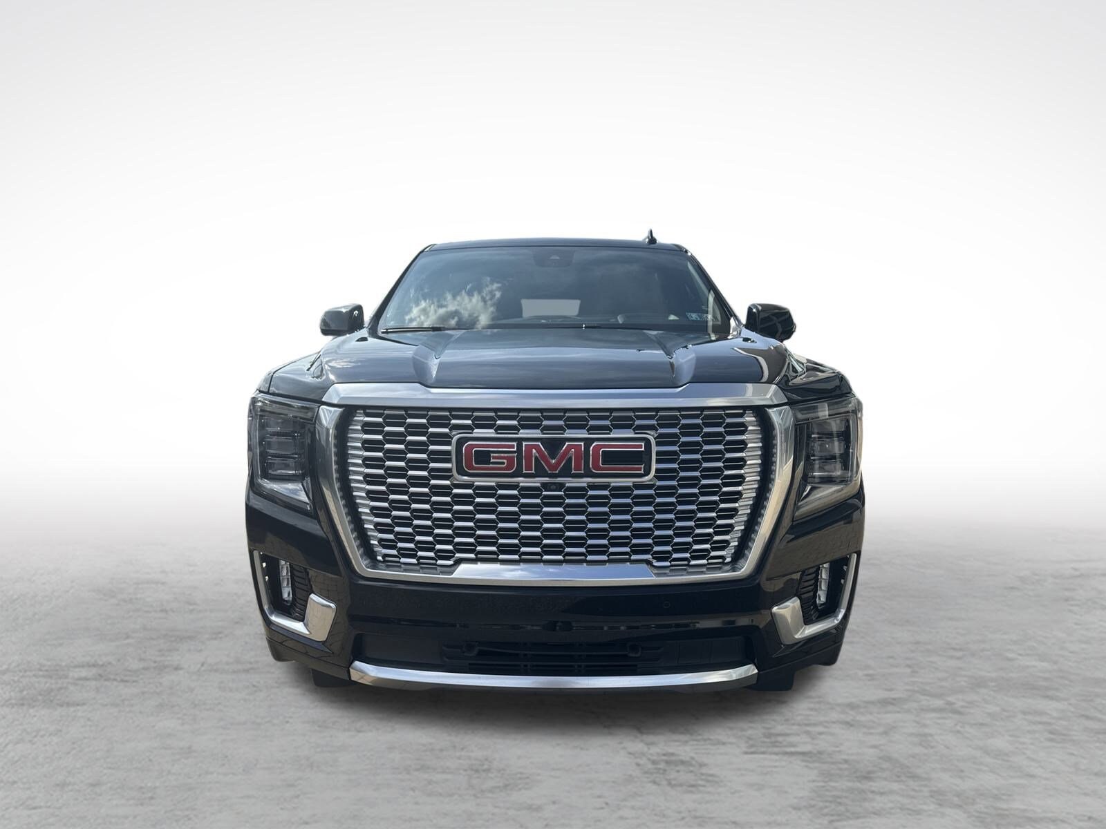 2023 Gmc Yukon Denali photo 2