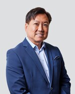 Staff member Nelson Fong from ID_86d344a13e36