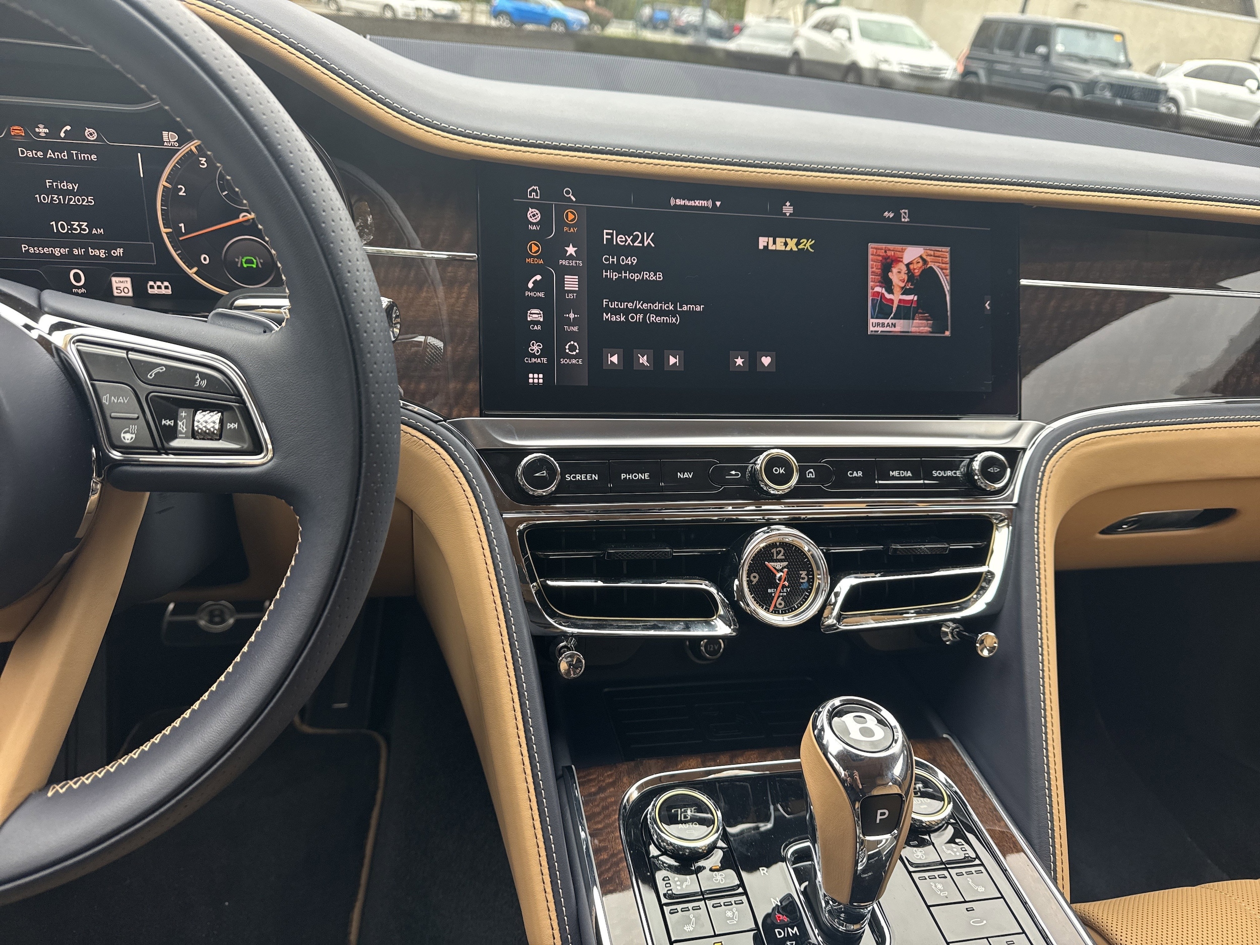 2024 Bentley Flying Spur - Photo 17