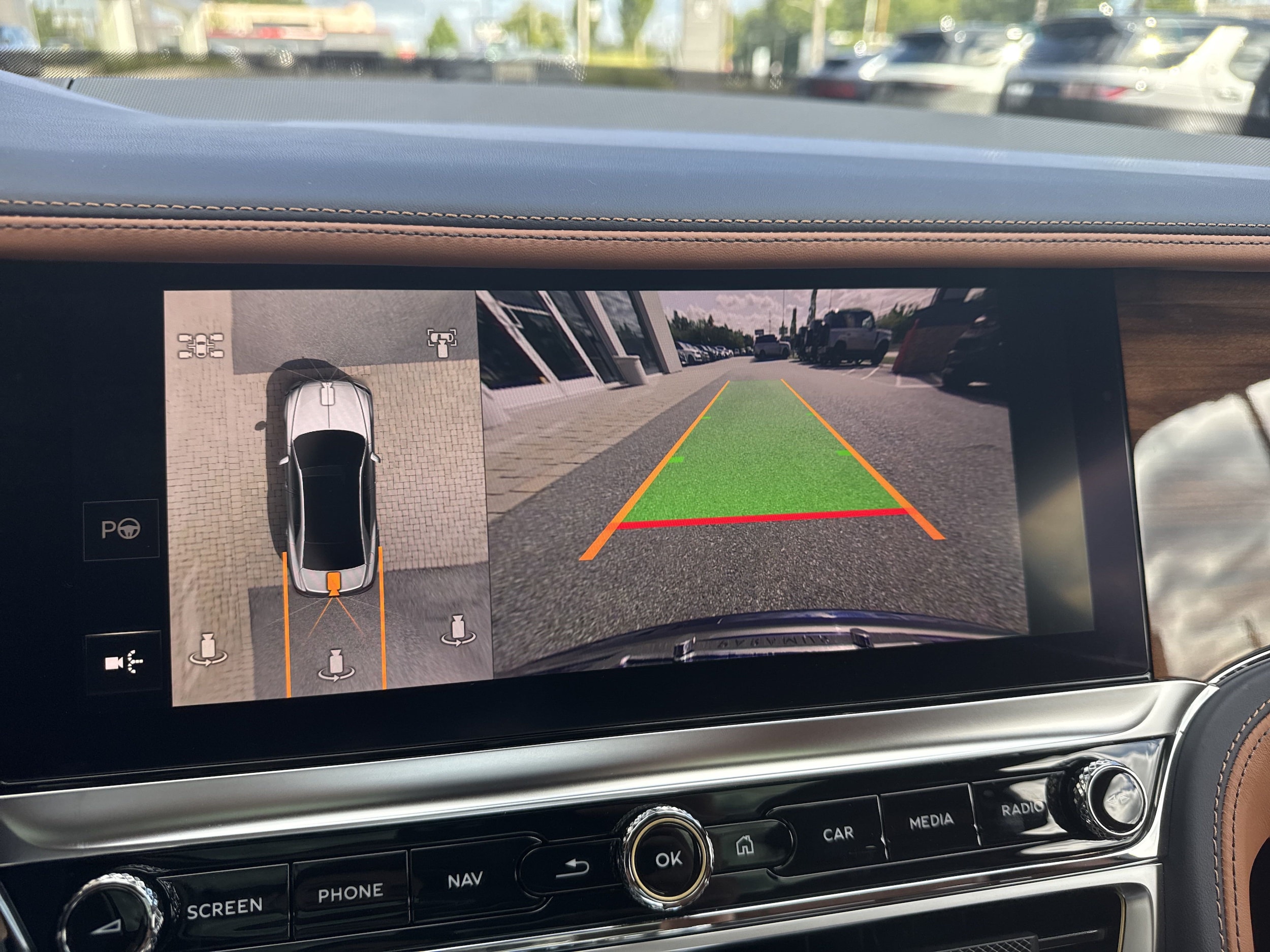 2025 Bentley Flying Spur Speed - Photo 24