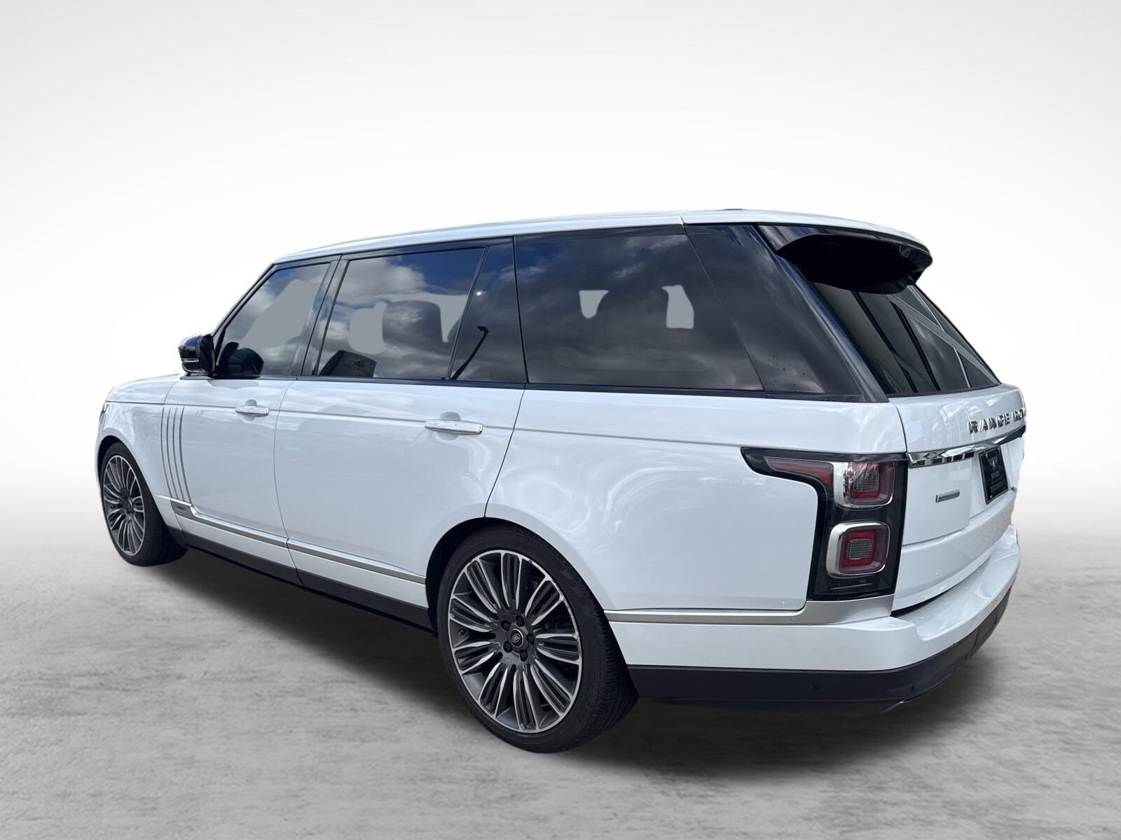 2020 Land Rover Range Rover SV Autobiography photo 3