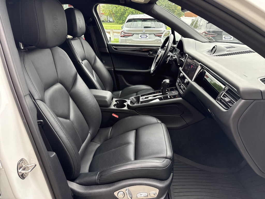 Used 2023 Porsche Macan SUV