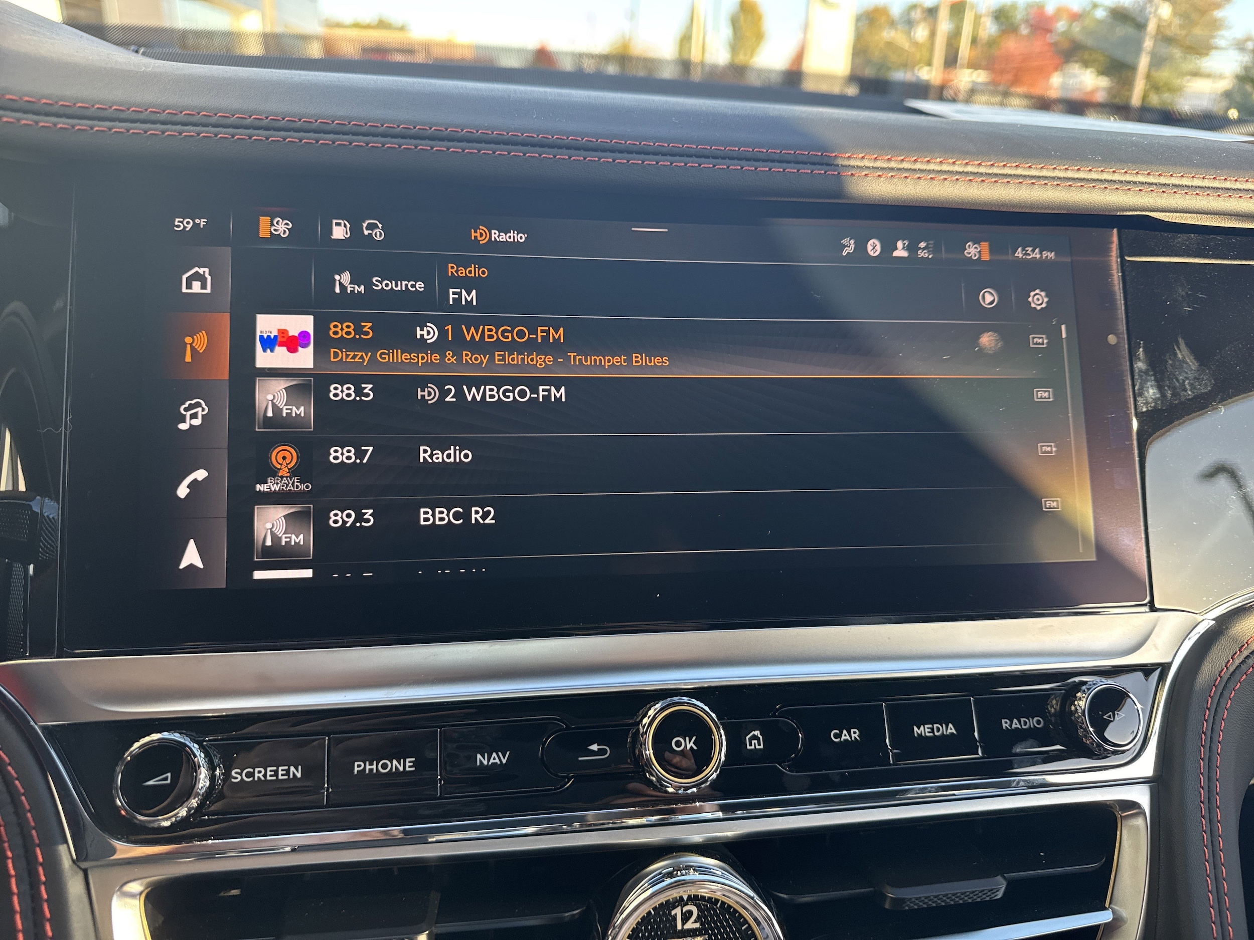 2026 Bentley Flying Spur - Photo 25