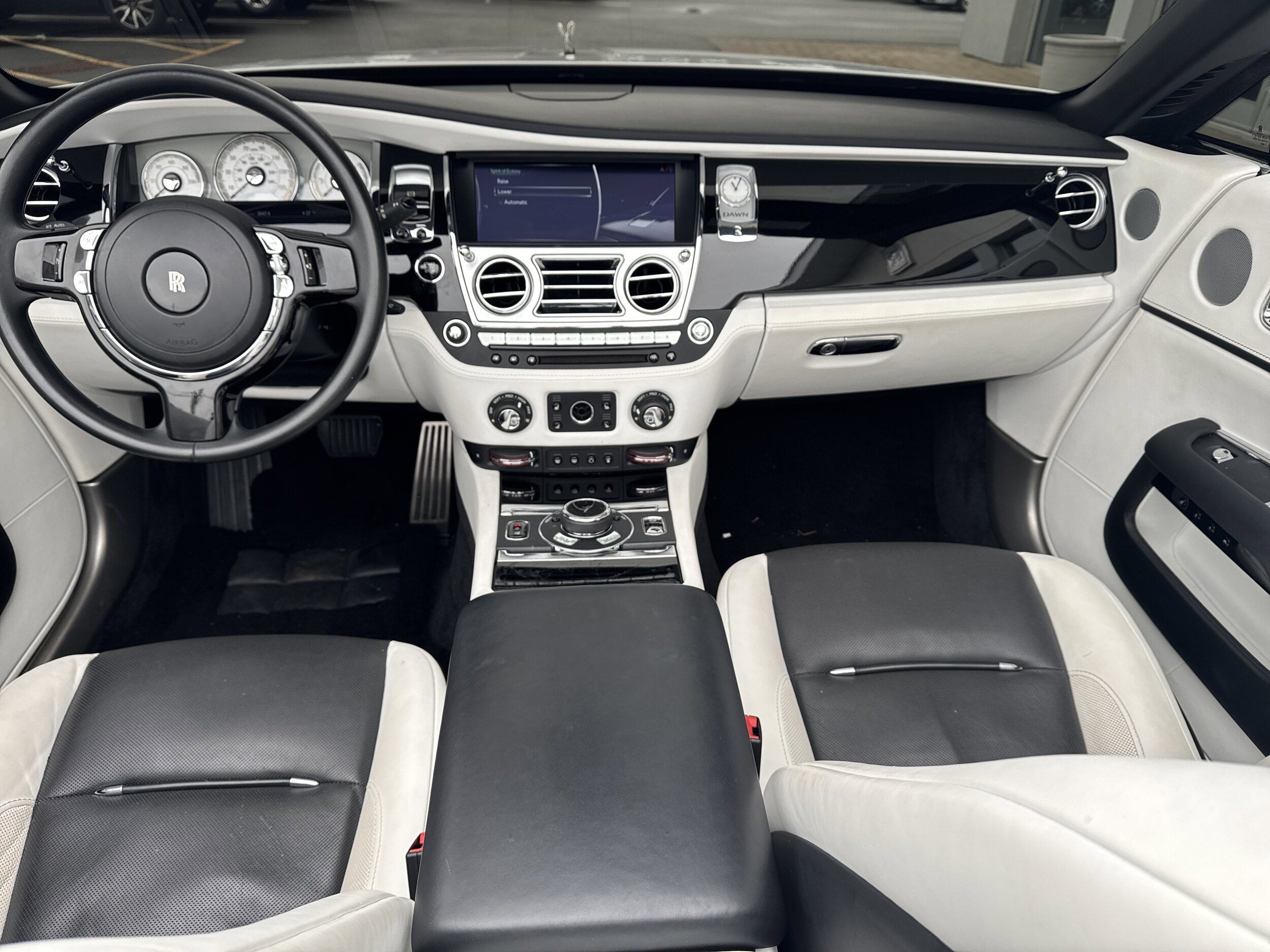 2021 Rolls Royce Dawn photo 4