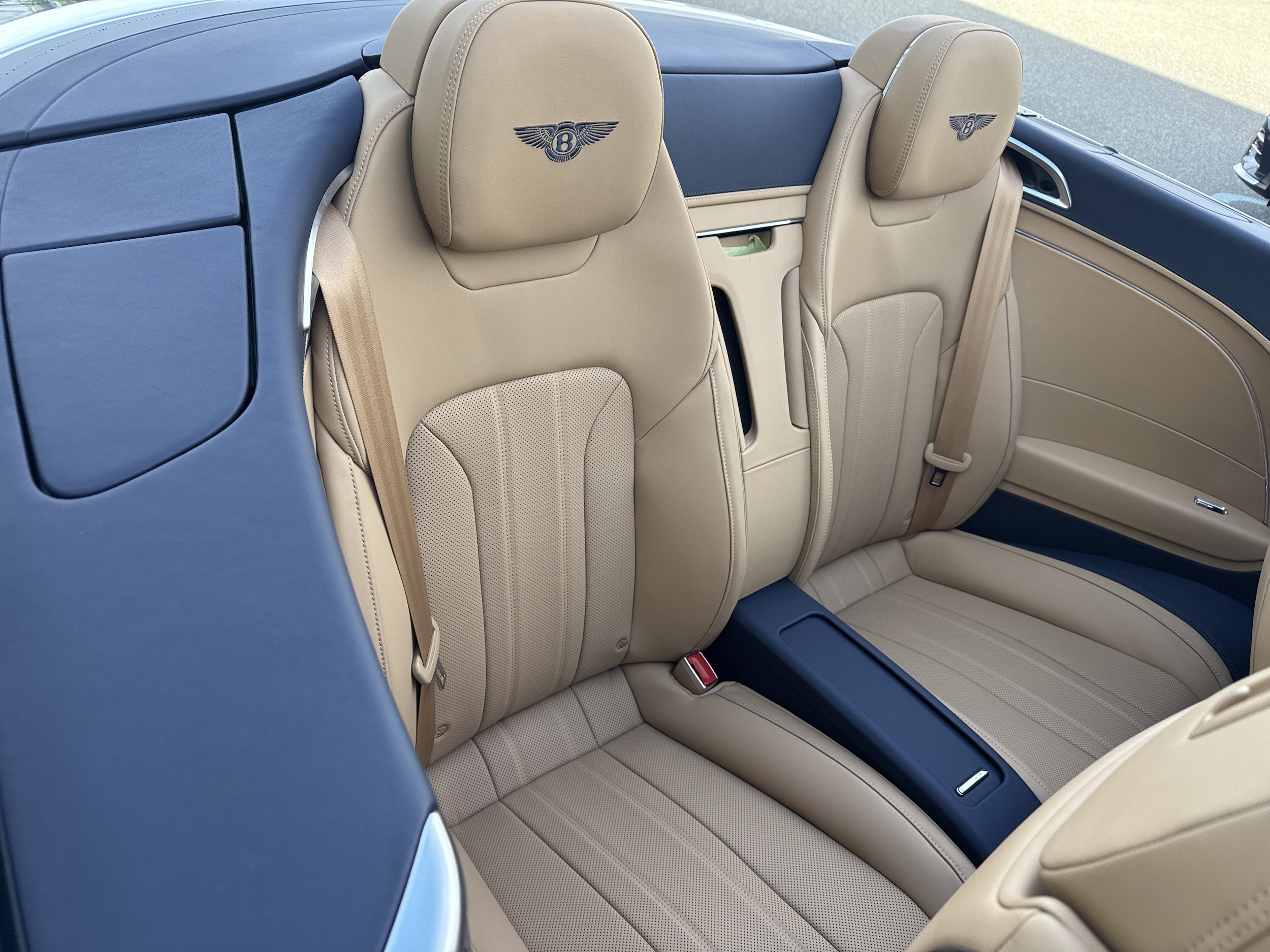 2026 Bentley Continental GTC - Photo 25