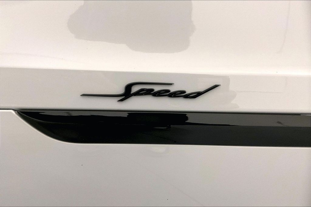 2026 Bentley Bentayga Speed - Photo 18