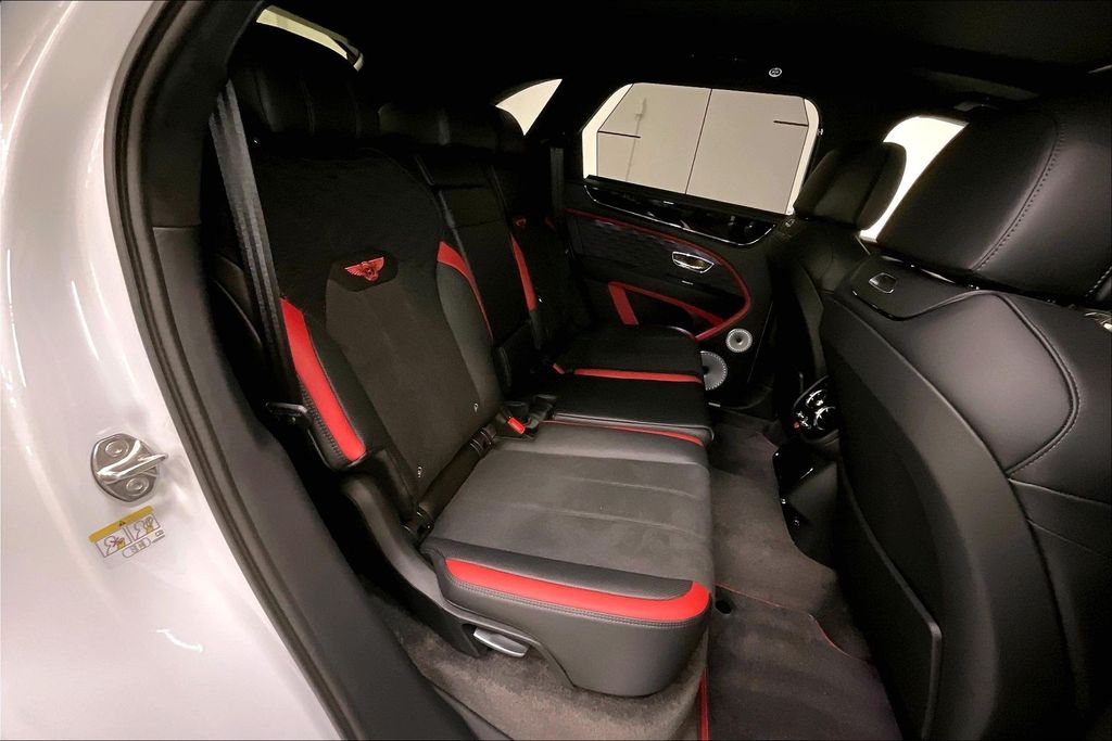 2026 Bentley Bentayga Speed - Photo 26