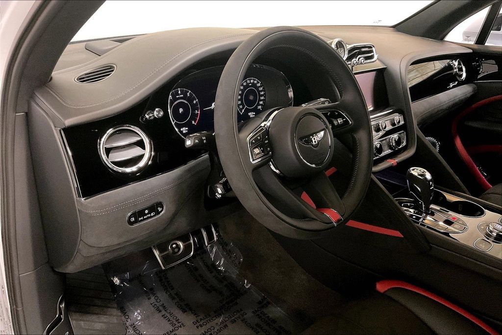2026 Bentley Bentayga Speed - Photo 7