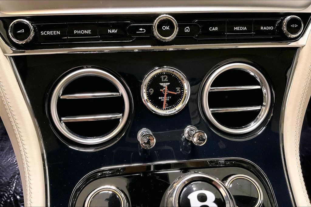 2026 Bentley Continental GTC Base - Photo 24