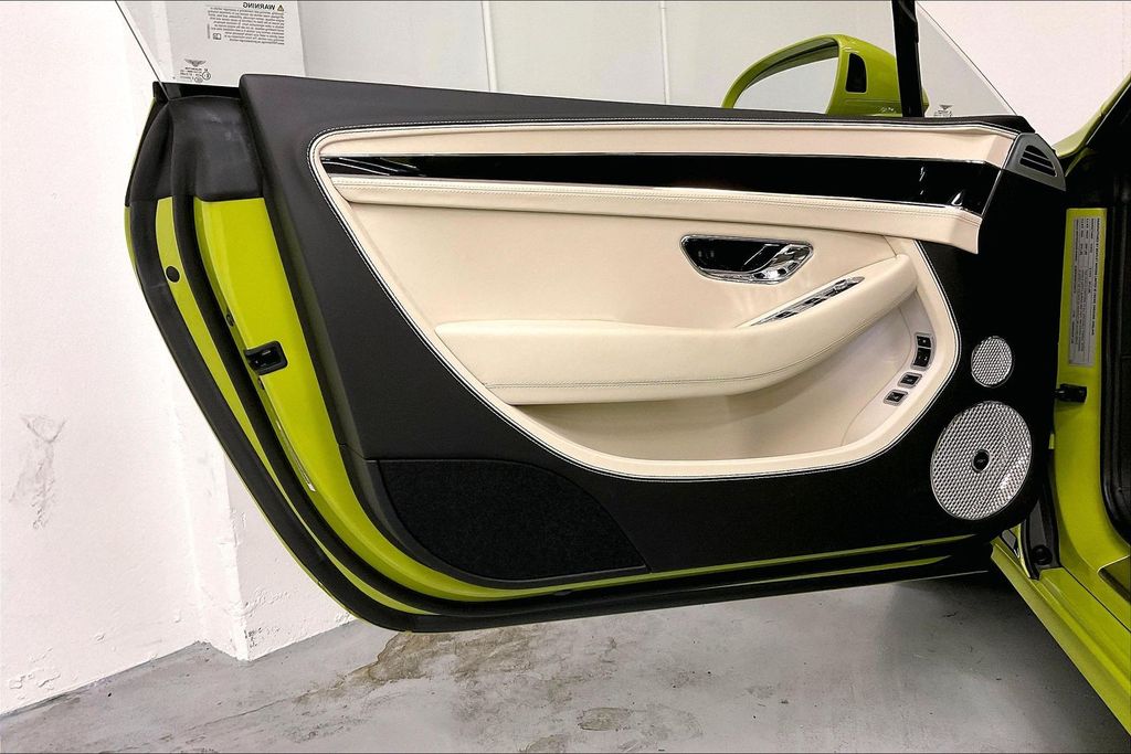 2026 Bentley Continental GTC Base - Photo 19