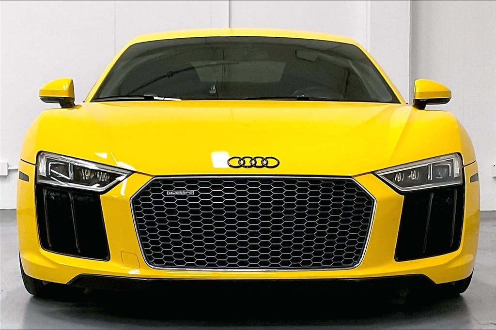 Used 2017 Audi R8 5.2 Coupe