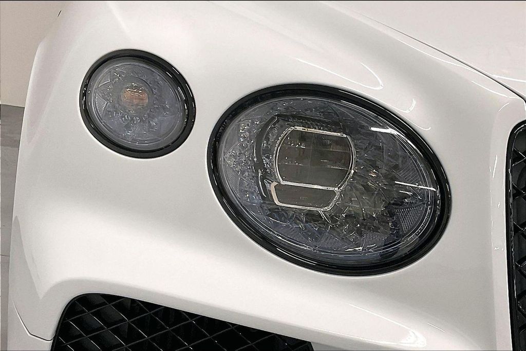 2026 Bentley Bentayga Speed - Photo 30