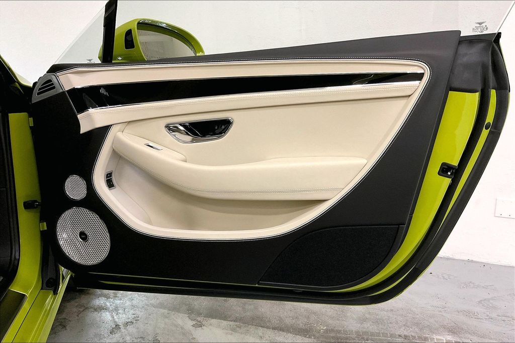 2026 Bentley Continental GTC Base - Photo 32