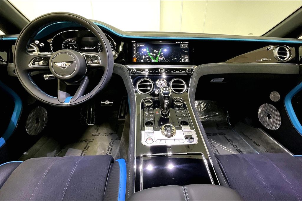 2025 Bentley Continental GTC Speed - Photo 21