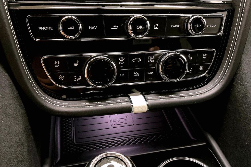 2026 Bentley Bentayga Speed - Photo 24