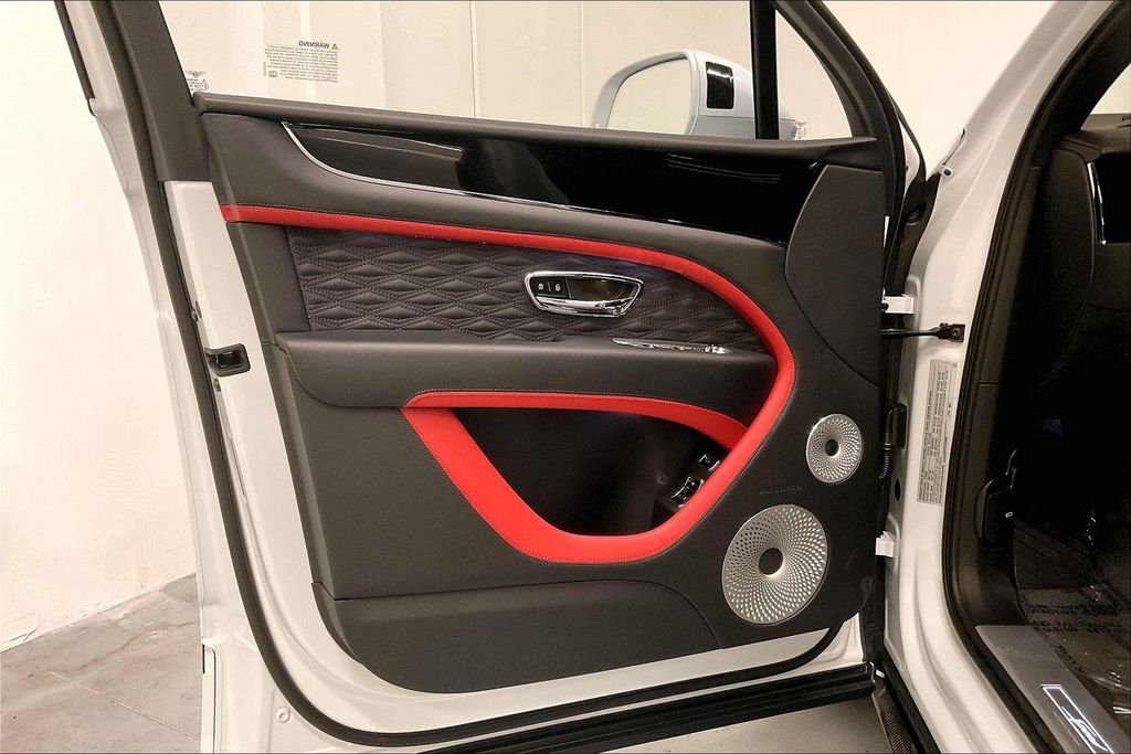 2026 Bentley Bentayga Speed - Photo 19