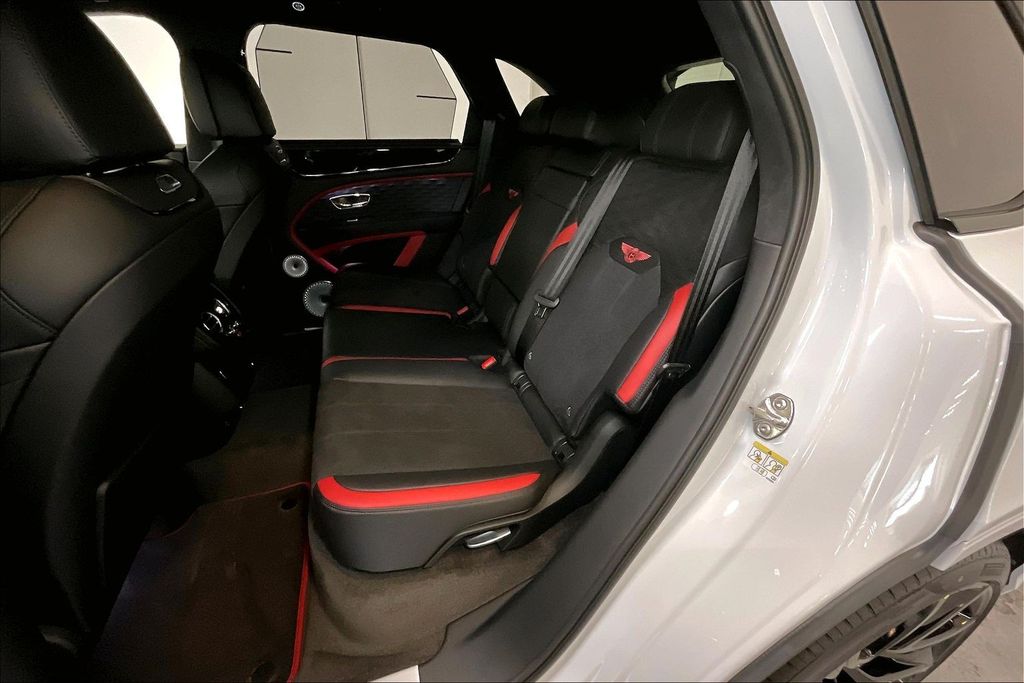 2026 Bentley Bentayga Speed - Photo 25