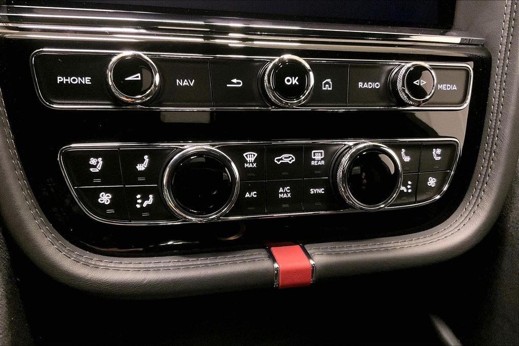 2026 Bentley Bentayga Speed - Photo 24