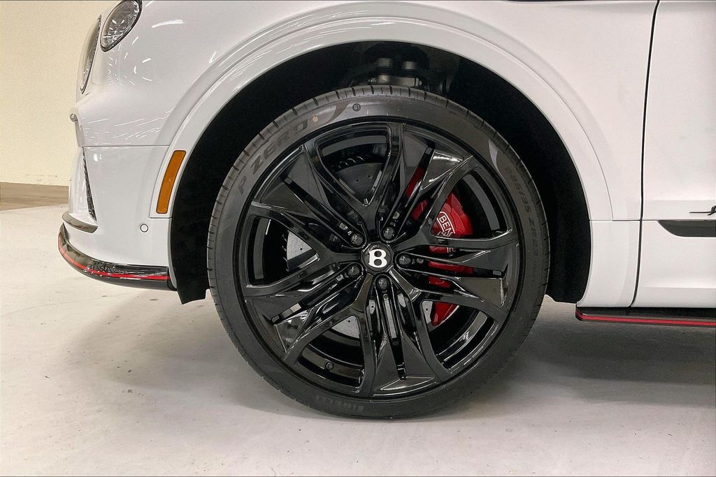 2026 Bentley Bentayga Speed - Photo 17