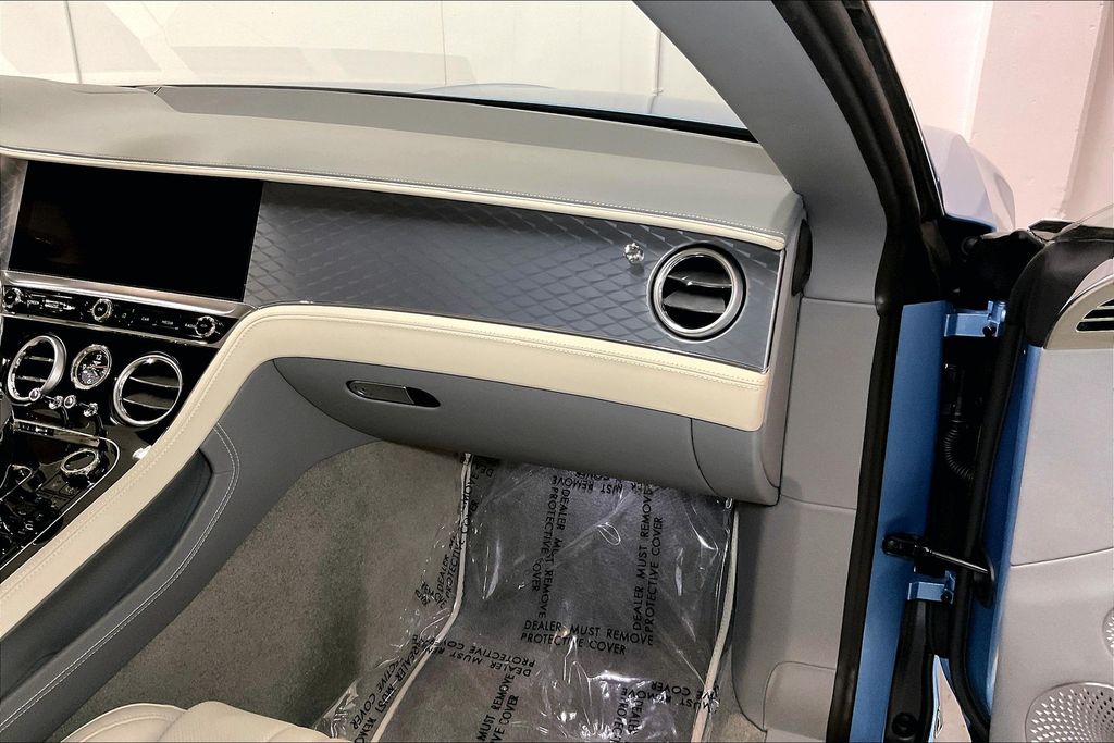2026 Bentley Continental GTC Base - Photo 13