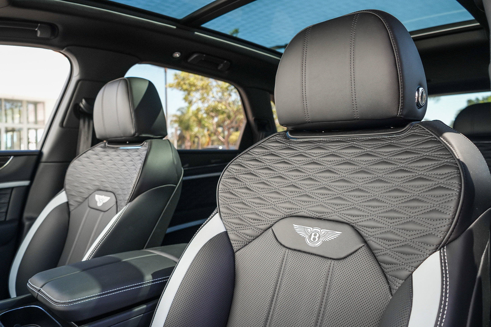 2026 Bentley Bentayga Speed - Photo 25