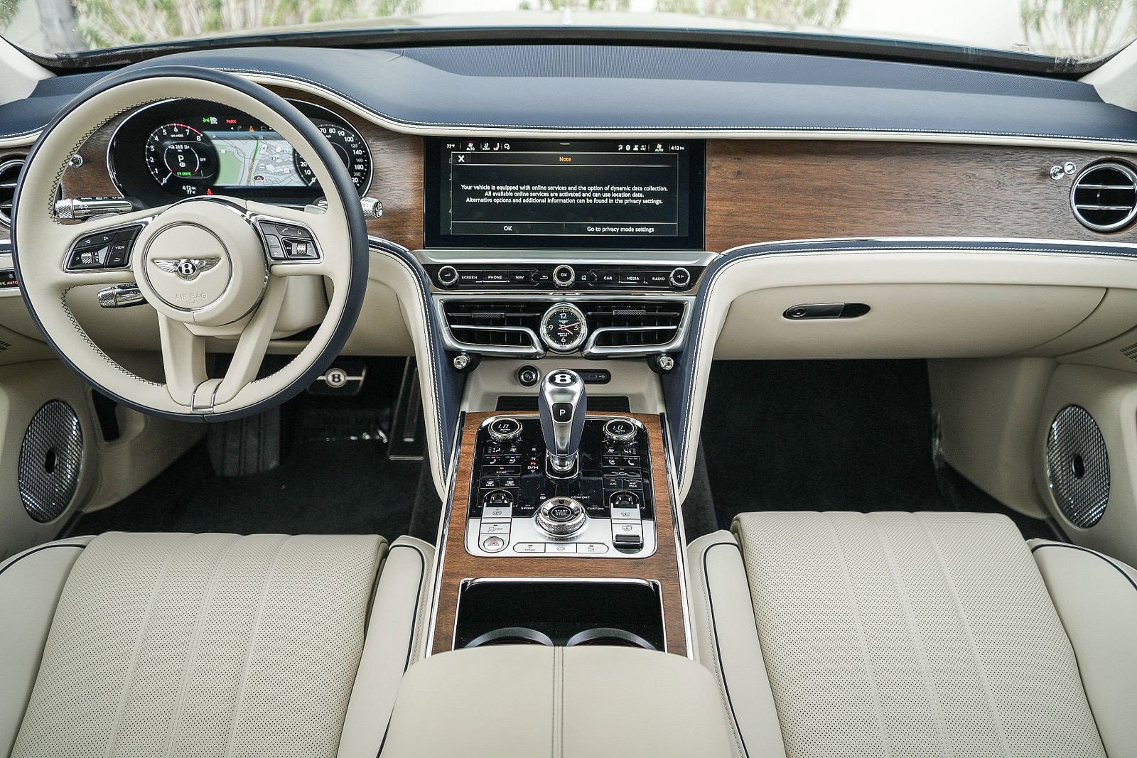 2026 Bentley Flying Spur - Photo 4