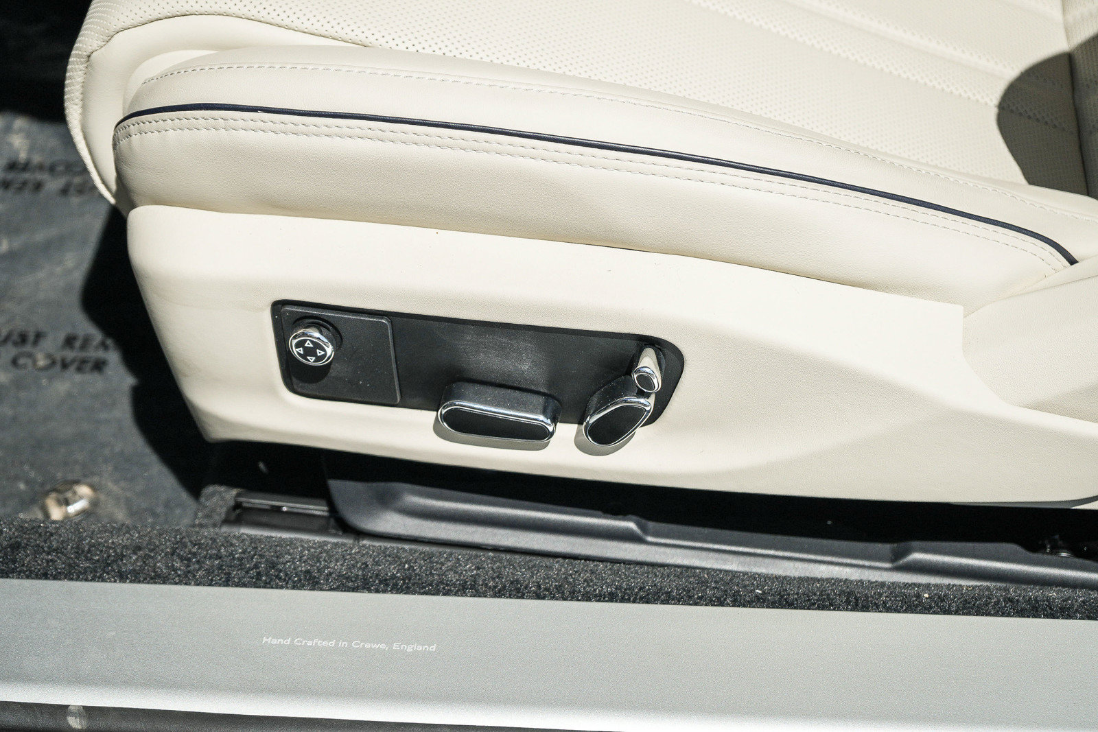 2026 Bentley Continental GT - Photo 23