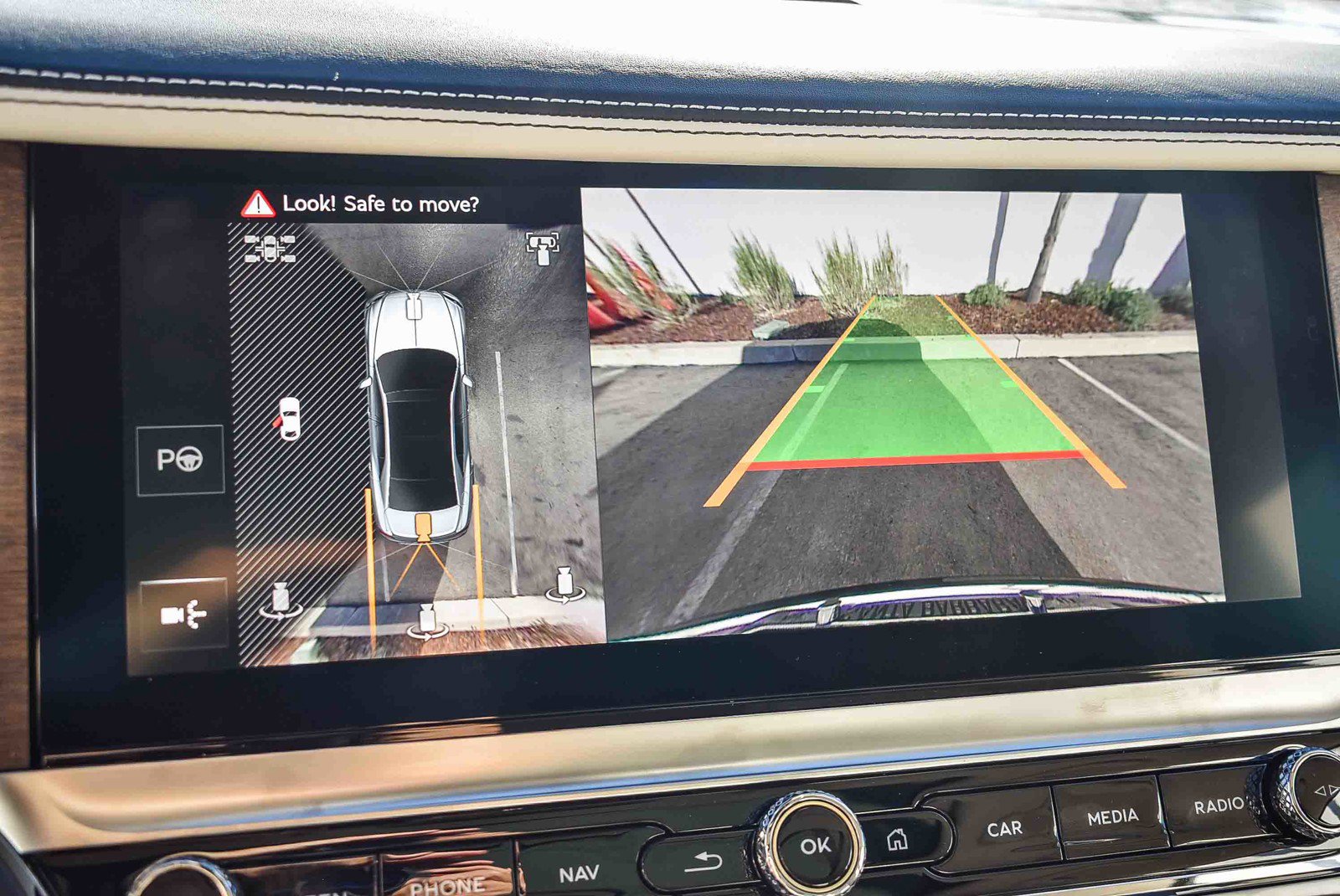 2026 Bentley Flying Spur - Photo 25