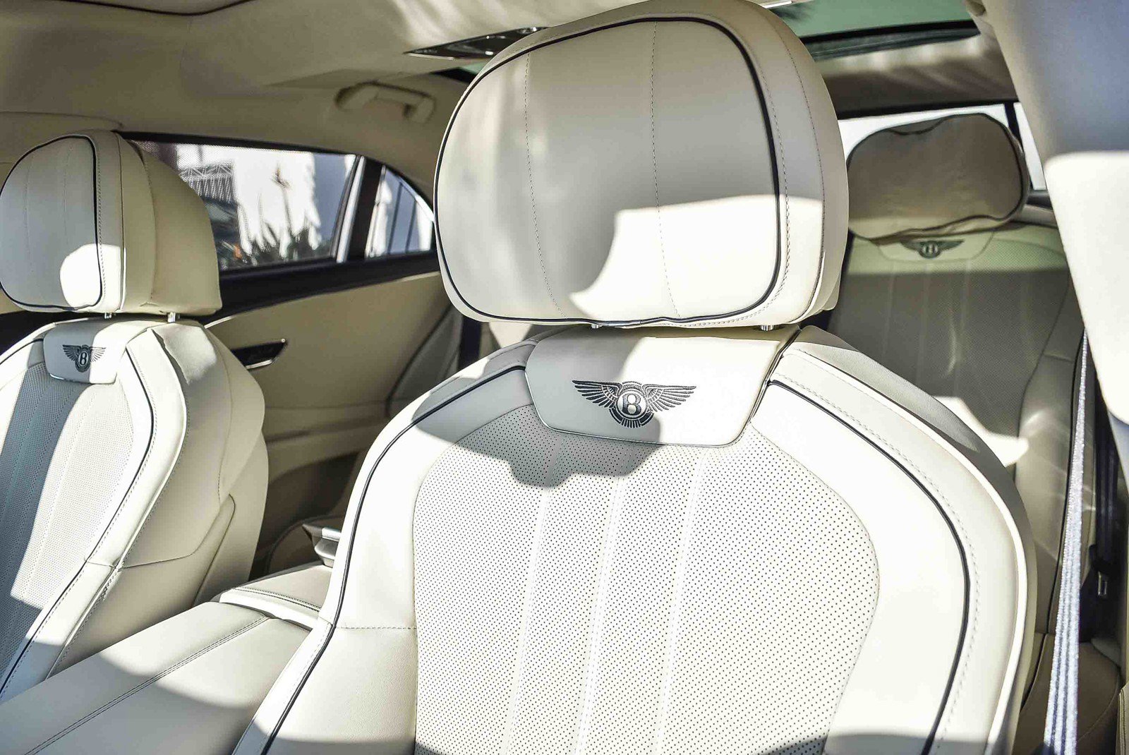 2026 Bentley Flying Spur - Photo 27