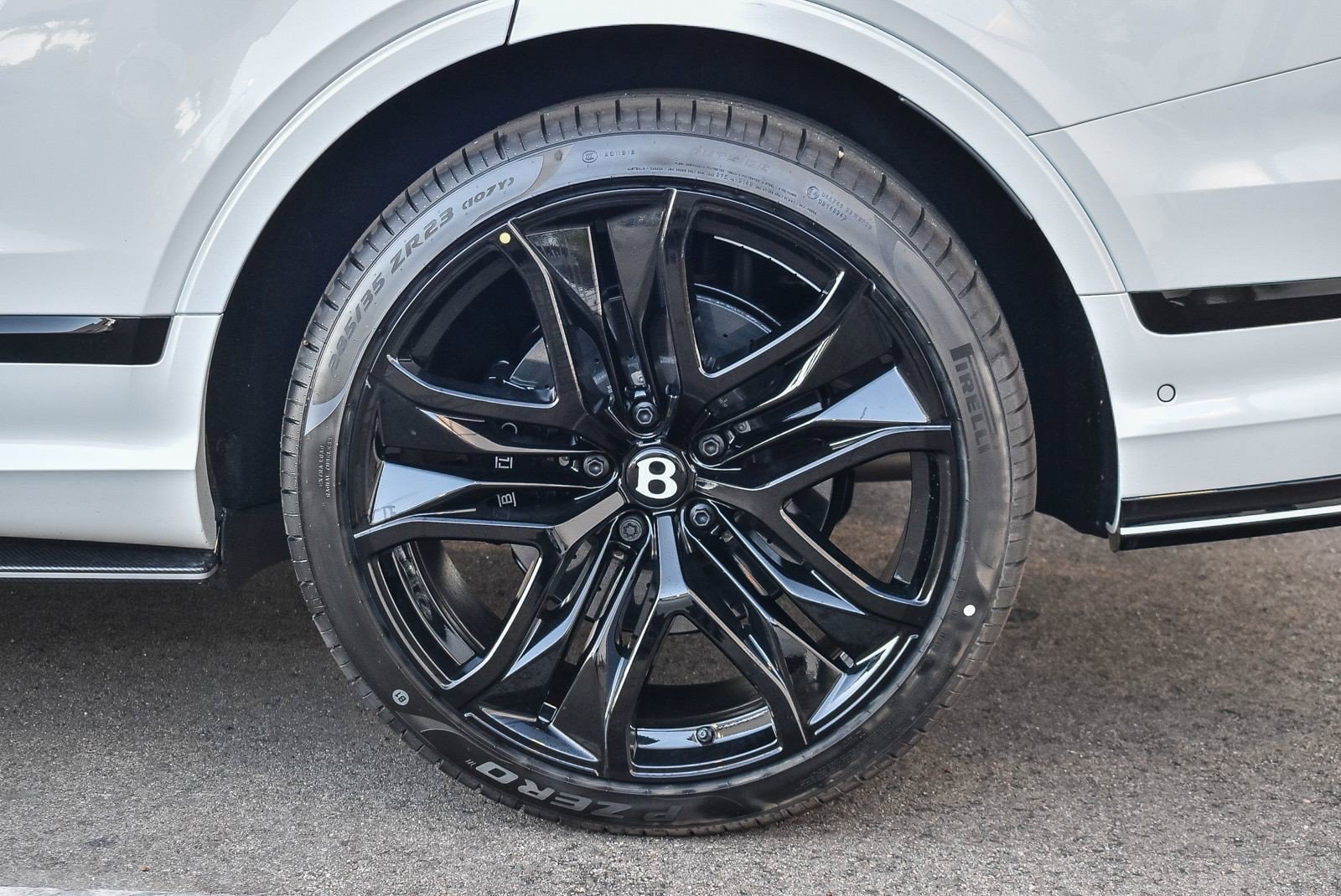 2026 Bentley Bentayga Speed - Photo 15