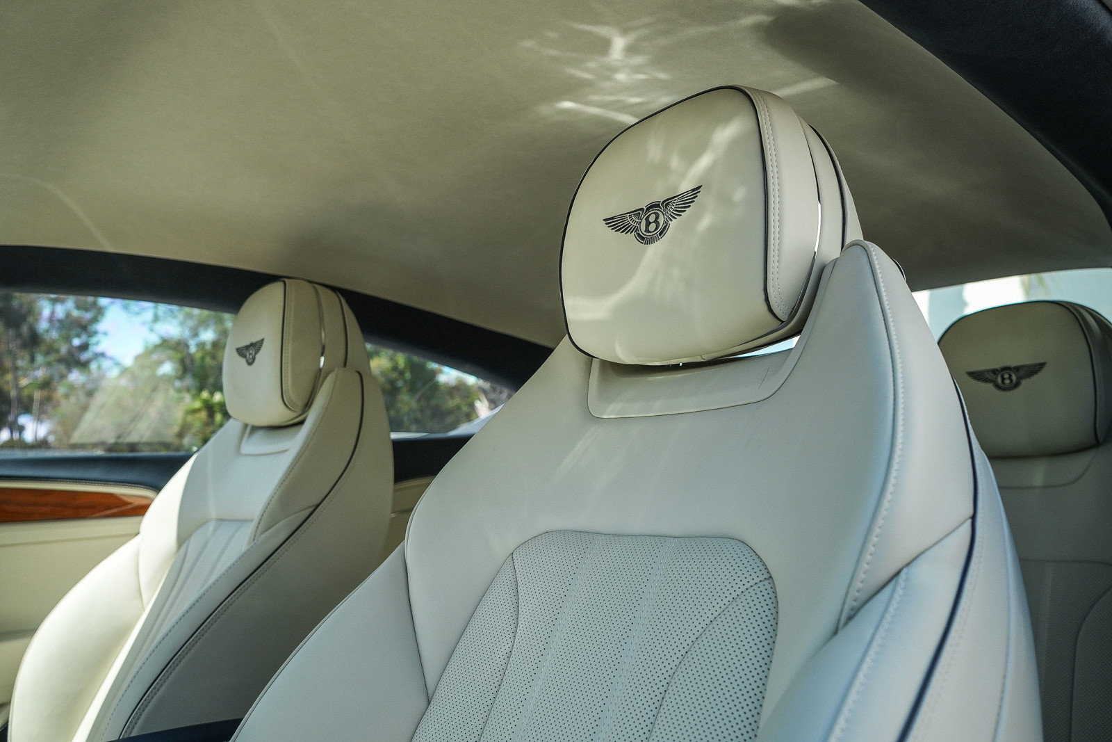 2026 Bentley Continental GT - Photo 27