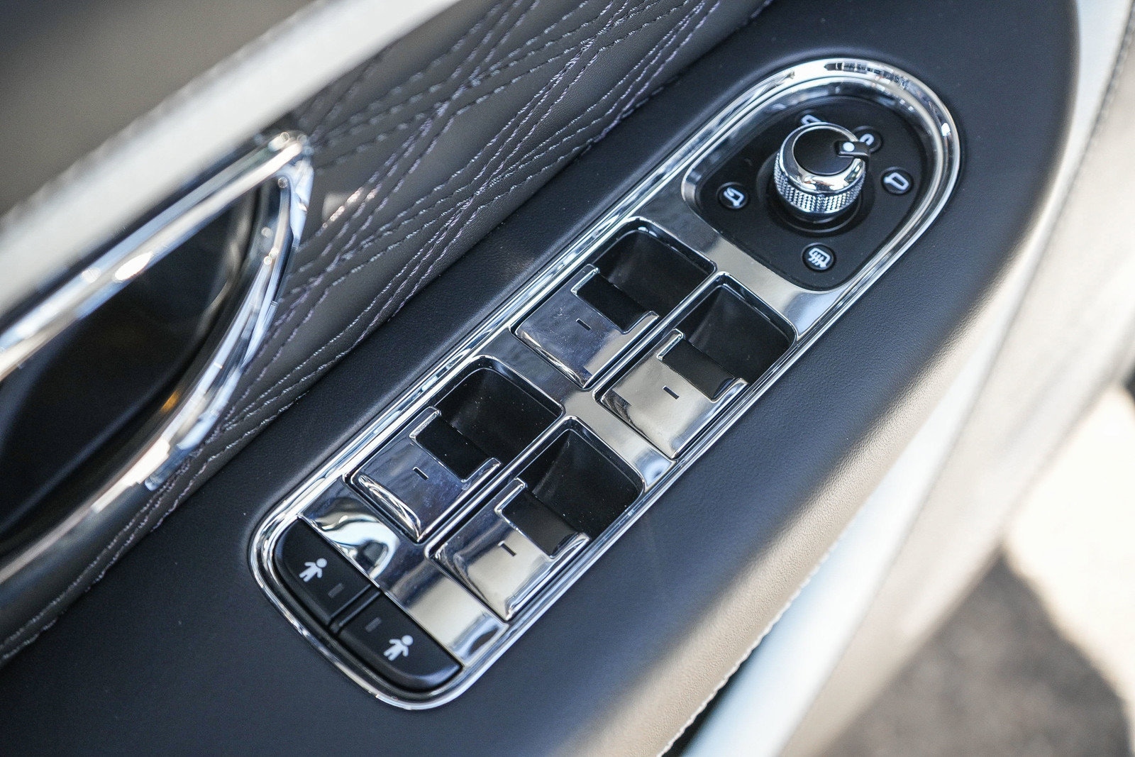 2026 Bentley Bentayga Speed - Photo 23